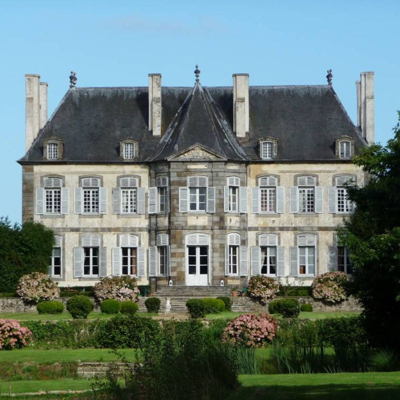 Malouinière Chipaudière Saint Malo jardín francés fachada casa familia compartir historia